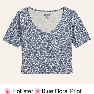 🌸 Hollister Blue & White Floral Button Front Crop Top 🌸
Size: Small
